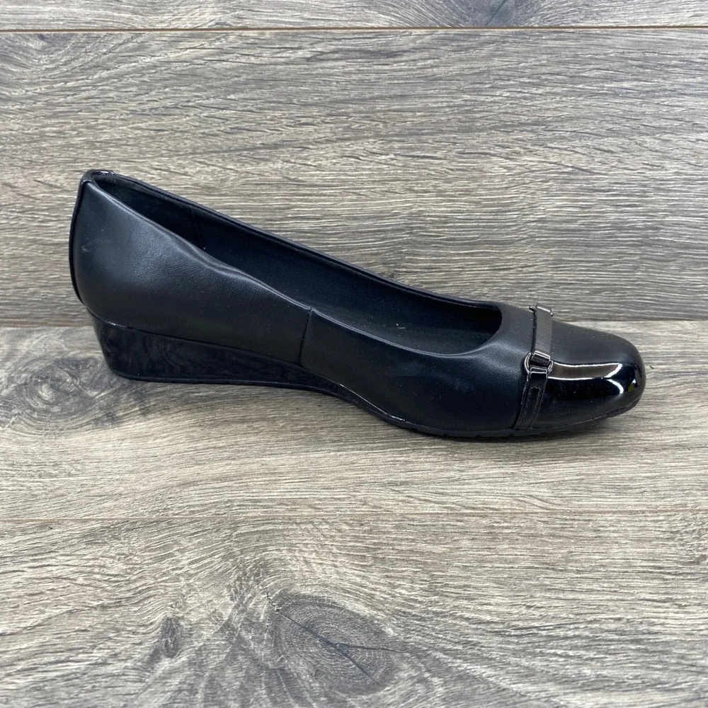 Anne Klein Akmarion Marion Wedge Pump Womens 7M Black Patent Cap Toe iFlex